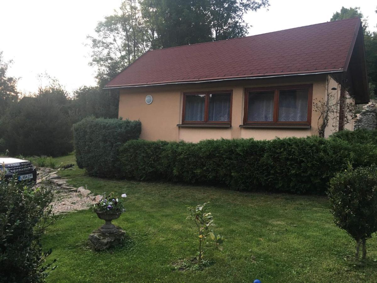 Penzion Slunovrat Běstvina Exterior foto